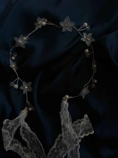 Serre tete dentelle/perles