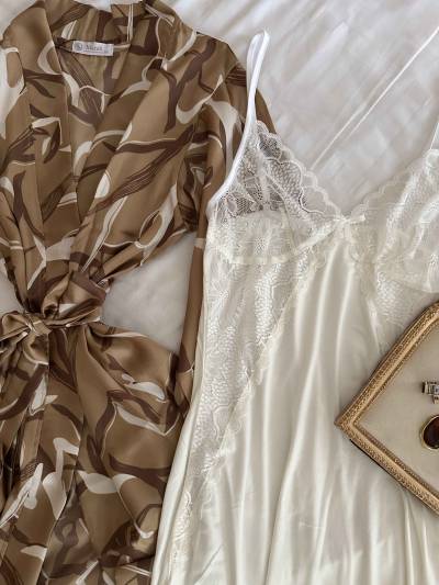 Déshabille Marahba kimono satin beige