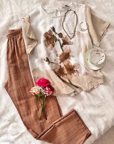 Homewear Cosku beige fleuri painting
