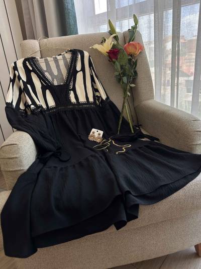 robe ibiza noir et blanc