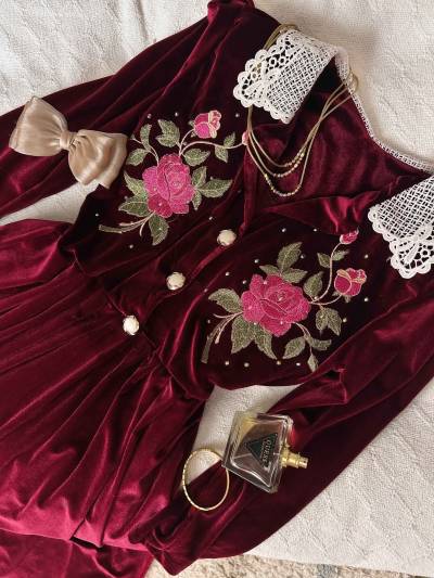 Robe White Lily vintage velour