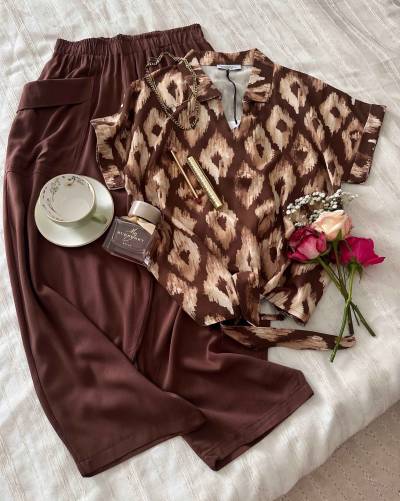 Homewear Avec col pantacourt maron