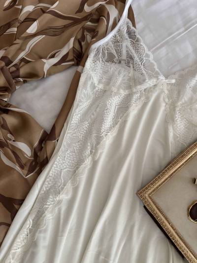 Déshabille Marahba kimono satin beige
