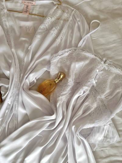 Deshabillé Poitrine dentelle vintage