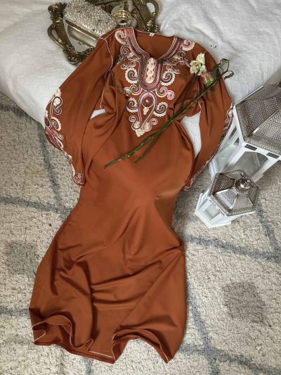 Robe gros-fil manches rondes